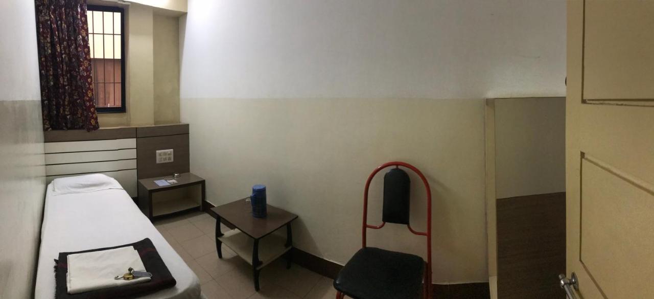 בלגאום Hotel Satkar Cafeteria מראה חיצוני תמונה